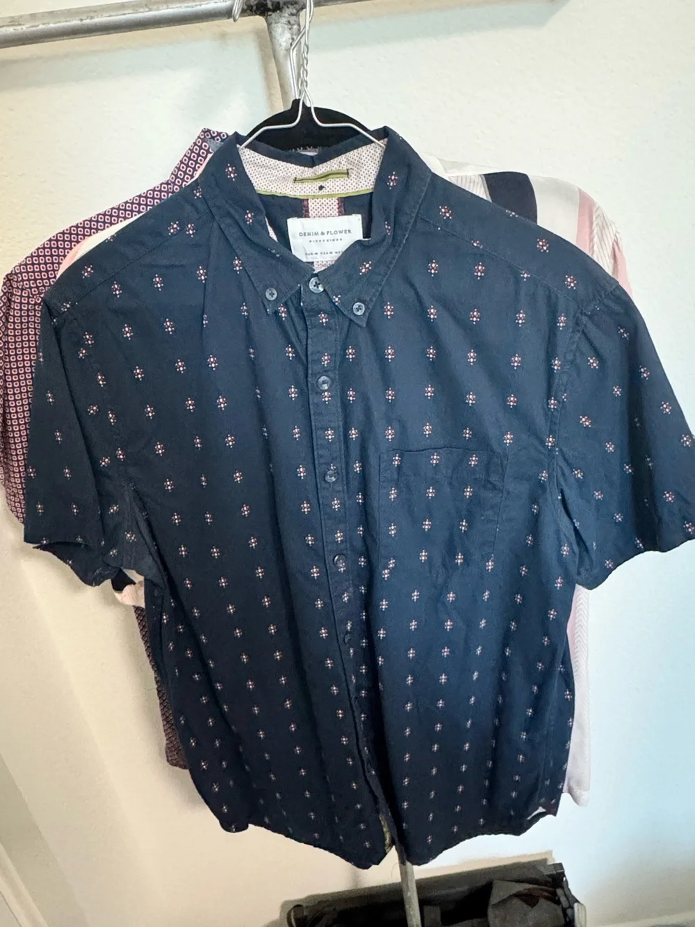 🌟 Denim & Flower Men’s Short Sleeve Button-Up Shirt Bundle – Lot of 6 🌟 👔 M/L/XL - Picture 12 of 16